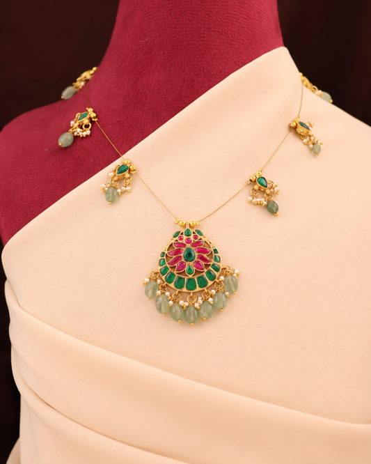 Jadau Tar Necklace Set
