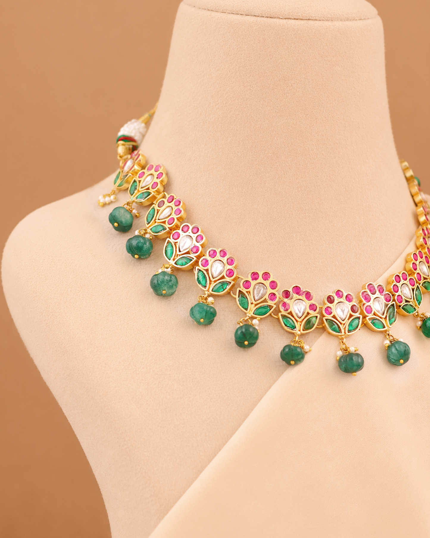 Elegant Kamal Jadauu Choker