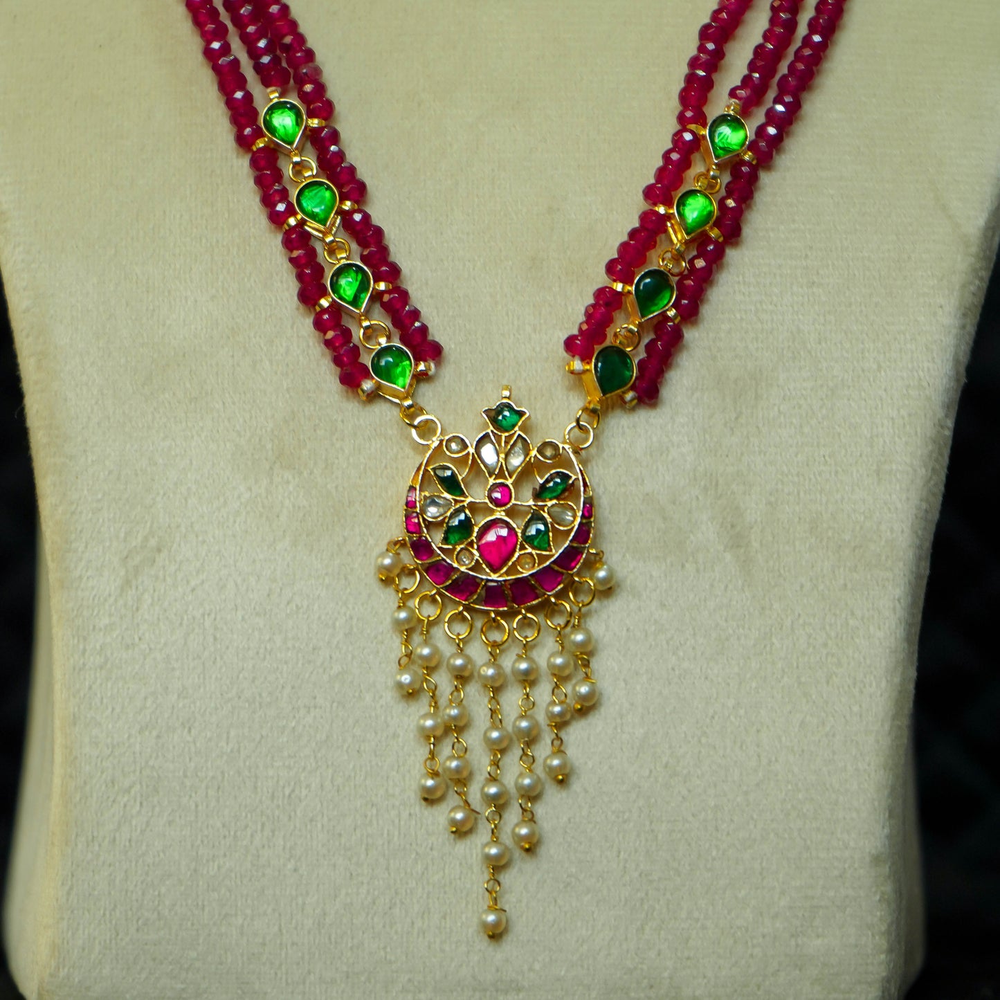 Padma Manika Triple Beads Necklace Set
