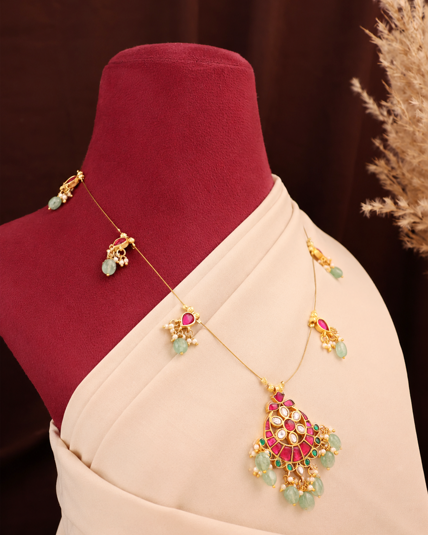 Jadau Tar Necklace Set