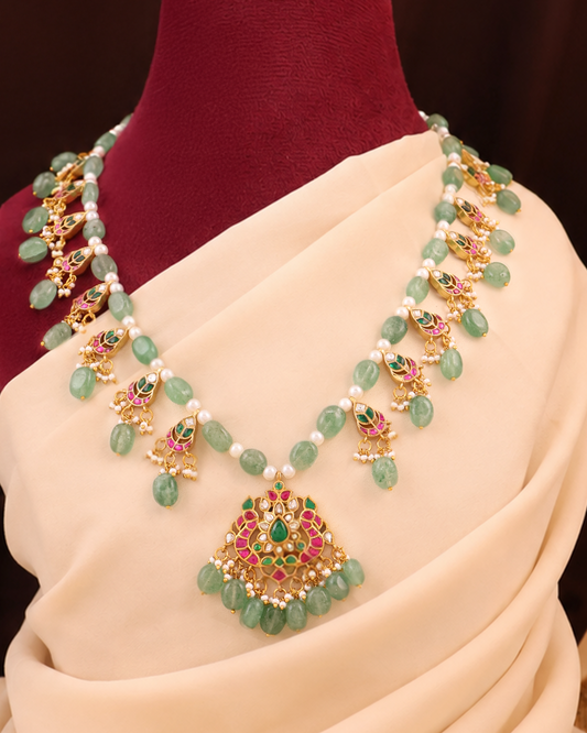 Emerald Jadau Kundan Necklace