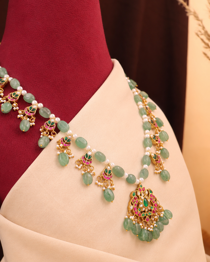 Emerald Jadau Kundan Necklace
