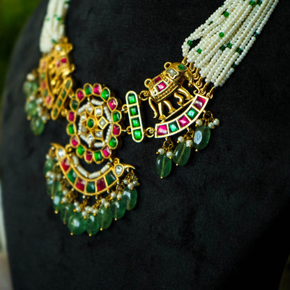 Manikya Pushpa Jadau Kundan Necklace Set