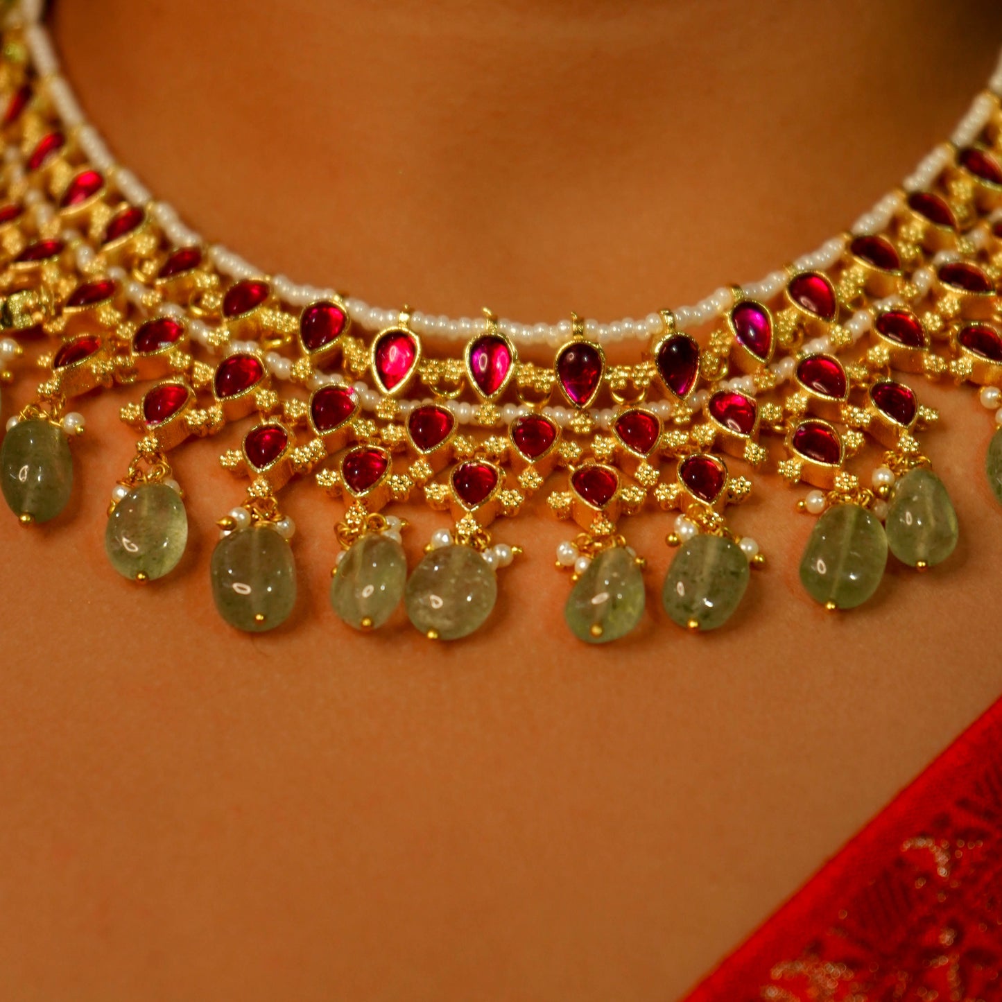 Rajvika Jadau Kundan Choker Set