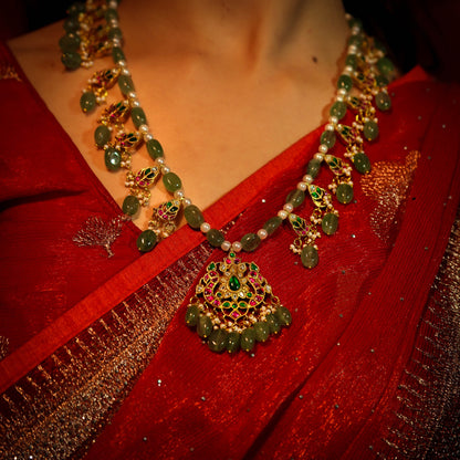 Emerald Vistara Jadau Kundan Necklace