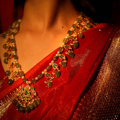 Emerald Vistara Jadau Kundan Necklace